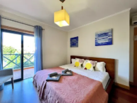 Albufeira Modern 3 with Pool by Homing Hotels near Albufeira - Ferreiras Railway Station