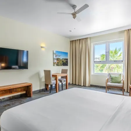 Bayside Boutique Hotel - Blue Bay Golf & Beach Resort