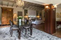 Le Vallon de Valrugues & Spa Hotels in Saint-Rémy-de-Provence