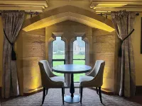 Peckforton Castle Hotel a Willington