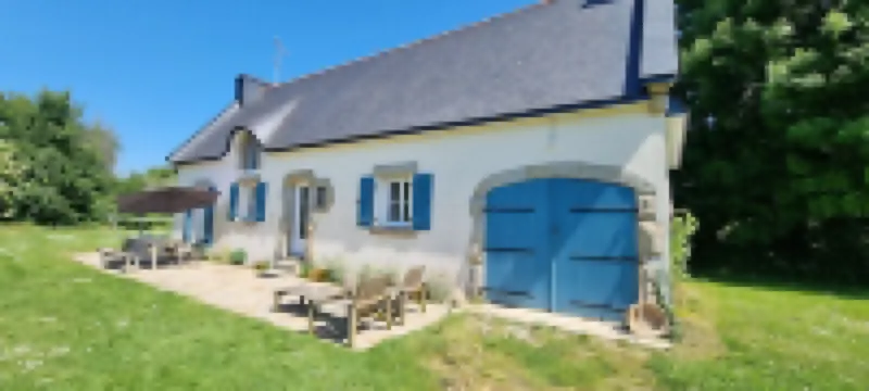 Superb renovated villa in Kerdalé with large garden - 400m from the beach