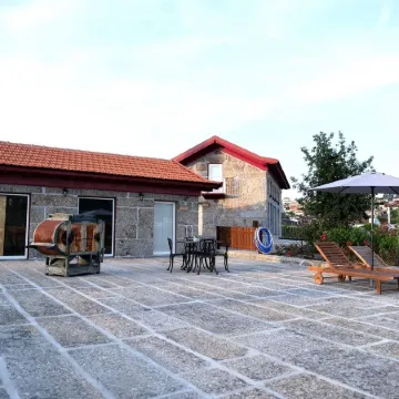 Aldeia da Quinta do Paço - Turismo Rural Santo Tirso Отели в г. Санту-Тирсу