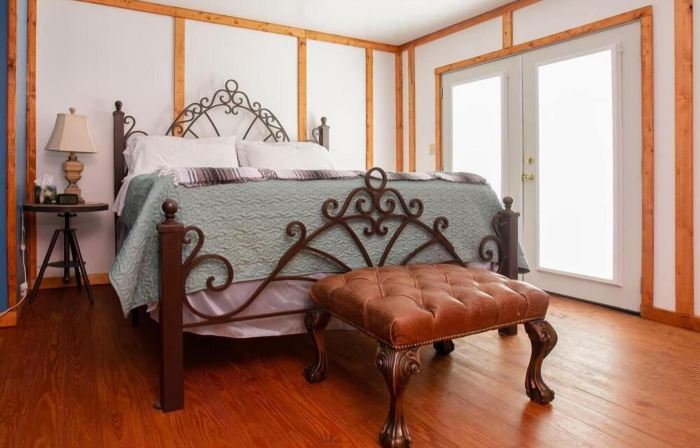 Round Top Hotel