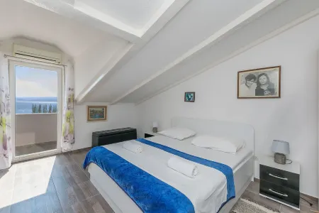 Apartments Ana Отели в г. Zadvarje