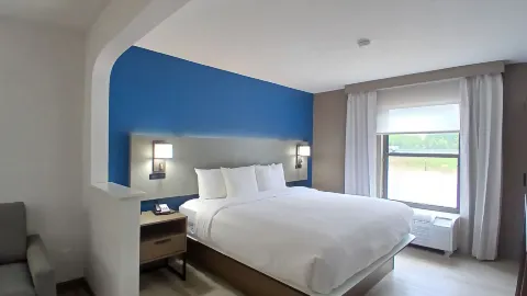 Comfort Inn Near Downtown & Blue Ridge Pkwy in マクドウェル