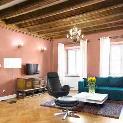 瑞奈克格魯尼公寓 Rooms