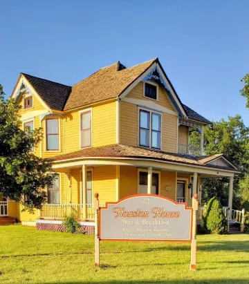 Historic Philip Houston House Hotel a 