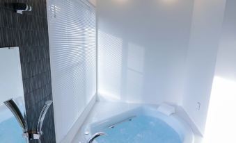 Ukiha Kojio No Akari