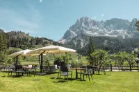 Hotel Plank Hotels in Siror