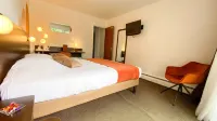Logis Hôtel & Restaurant - le Relais de Montigny Hotel di Barentin