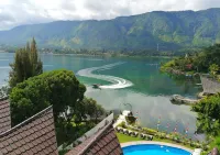 Zoé’s Paradise Waterfront Hotel