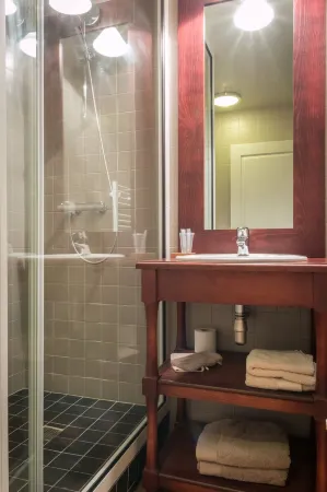 L'Auberge de Teissières Отели в г. Аржанс-ан-Обрак