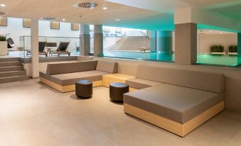 Kongresshotel Potsdam am Templiner See