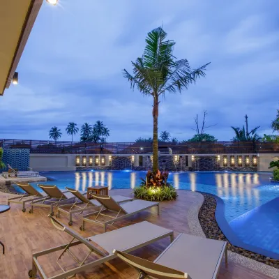 Aqua Resort Phuket - Near Beach and Chalong Pier Hotels near نقطة مشاهدة كاتا