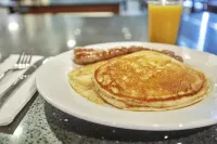Best Western Plus Marina Shores Hotel - breakfast