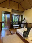 Pura Vida Pai Resort