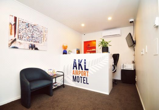 3. 오클랜드 AKL..