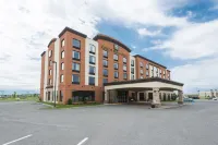 Quality Inn & Suites - parking