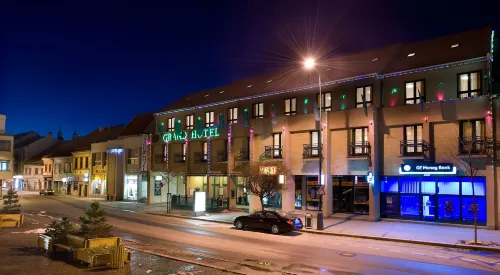 Grand Hotel - Pet friendly