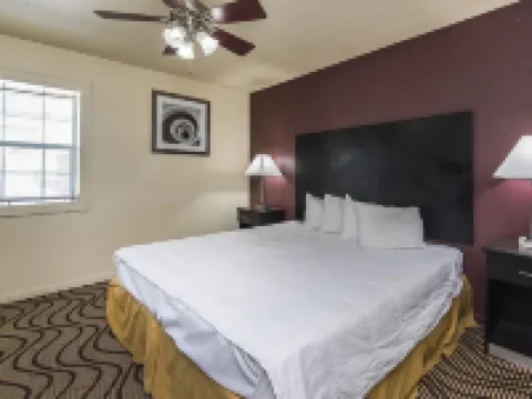 Relax Inn Hotels in Manor