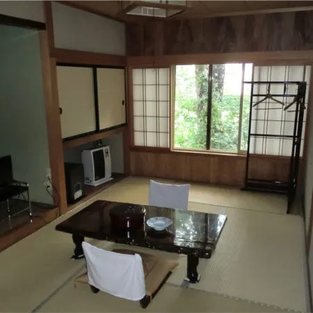 Onsen Minshuku Sakaeya