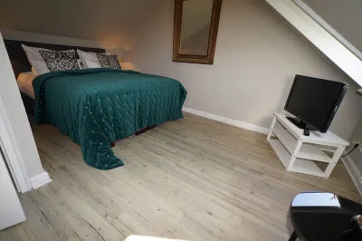 Strand Brise Hotels near Sylt Airport