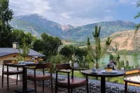 Burchmulla Resort Hotels in Учтерек