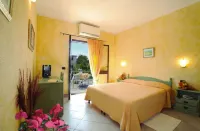 Albergo Residenziale Gli Ontani Hôtels à : Orosei