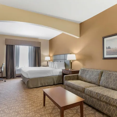 Best Western Plus Butterfield Inn