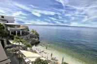 Beach Hotel - con vistas al mar