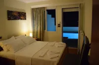 Private Pool & Panorama View on Athens Center Hill โรงแรมใน