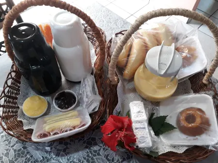 Solaris do Atlantico Отели рядом с достопримечательностью «Sao Sebastiao Cathedral»