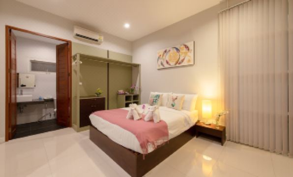 Dream Living Chiangmai Pool Villa