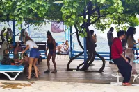 Fullmoon Camp Hoteles en Uzunyurt