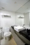 印度尼西亞中城泗水皇太子管理飯店 - 游泳池