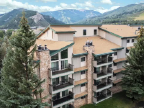 Falcon Point Hoteles en Avon