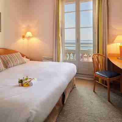 Hôtel 3 étoiles Le Balmoral - Menton - Vacances Bleues Rooms