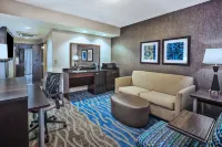 Holiday Inn Express & Suites Dayton South - I-675 Hotels in Sugarcreek Township