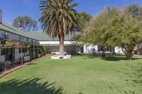 Lemoenfontein Hotels in Beaufort West