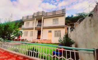 The Riverine Inn