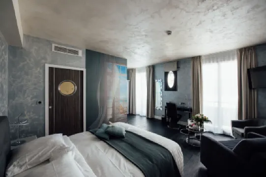 Amirauté Hoteles cerca de Plage la baule