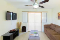 New Kingston Guest Apartment IV - Apartments