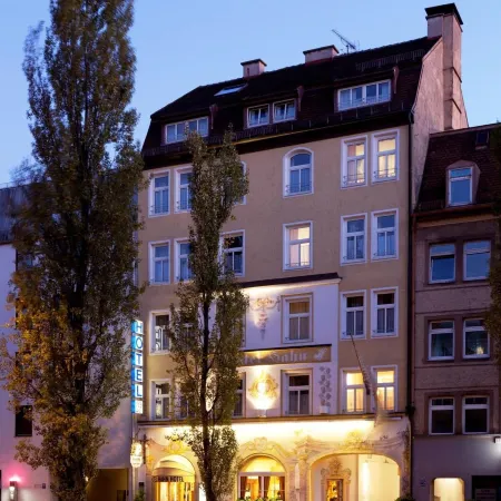 Hotel Hahn Отели рядом с достопримечательностью «Станция метро Westendstr.»