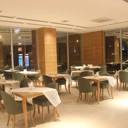Yze Pırlanta Hotel