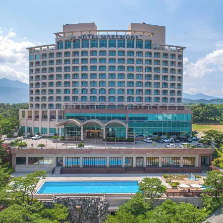 Hotel Maremons Отели рядом с достопримечательностью «Daepohang Port»