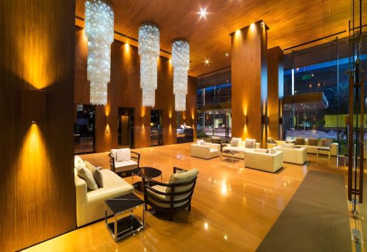 시티 가든 그랜드 호텔 전경 또는 로비