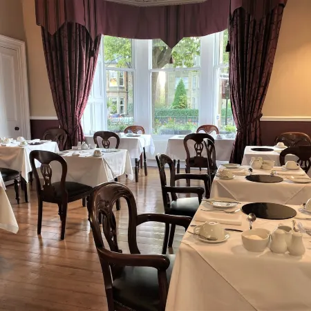 Glenalmond House Отели рядом с достопримечательностью «Престонфилд»