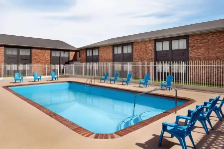 Super 8 by Wyndham des Moines