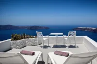 Kasimatis by la Perla - Adults Only