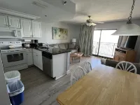 트로픽 쇼어 리조트